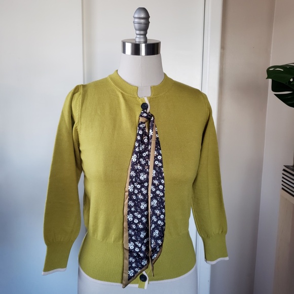 Retro Bow Sweater Size Medium NEW! - Picture 5 of 14